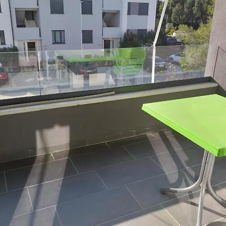 Apartamento Vala Mar Hamallaj